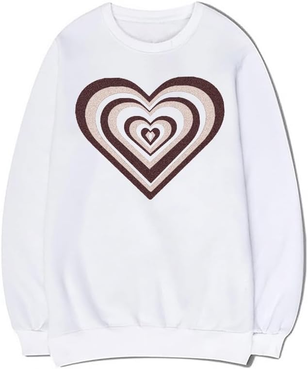 CORIRESHA Women's Cute Heart Sweatshirt Crewneck Long Sleeve Y2k Graphic Pullover